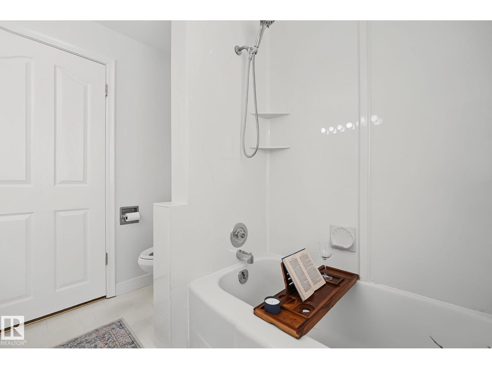 9516 146 ST NW - 28
