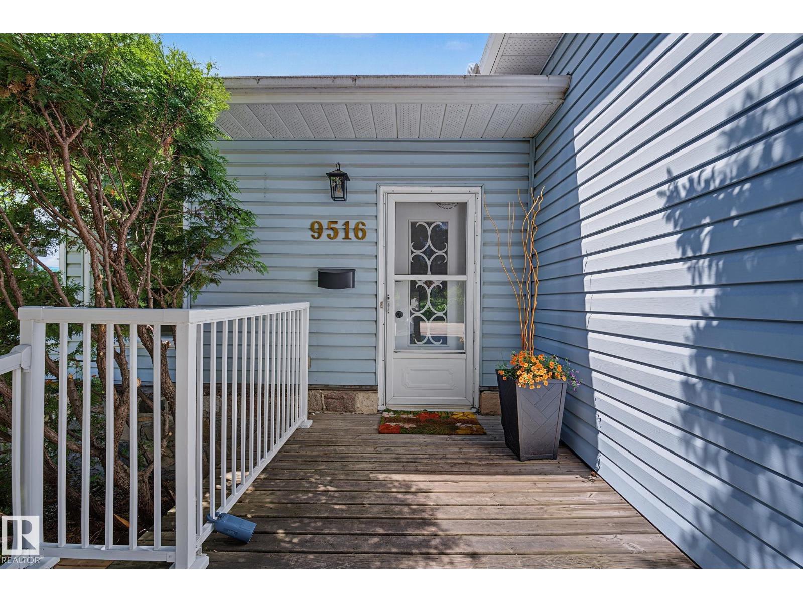 9516 146 ST NW - 2