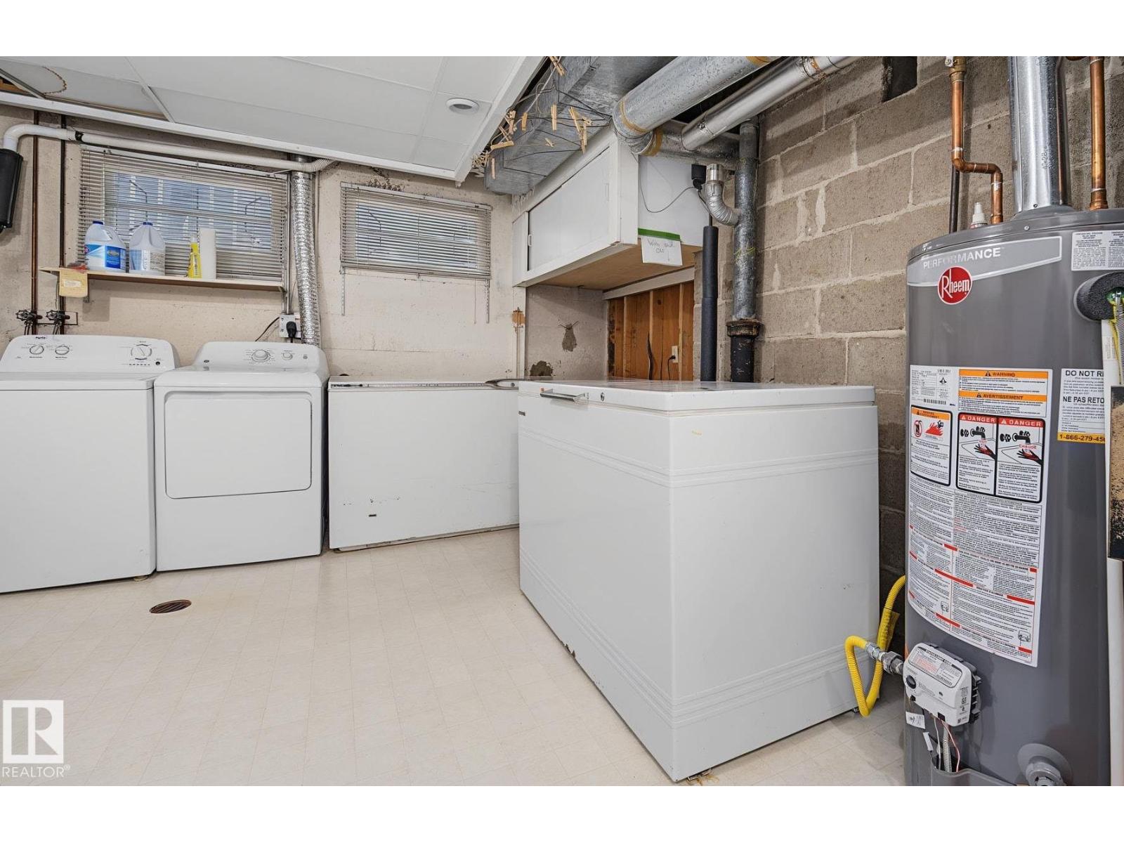 9516 146 ST NW - 44