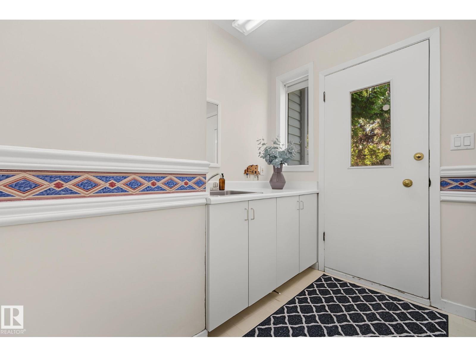 9516 146 ST NW - 45