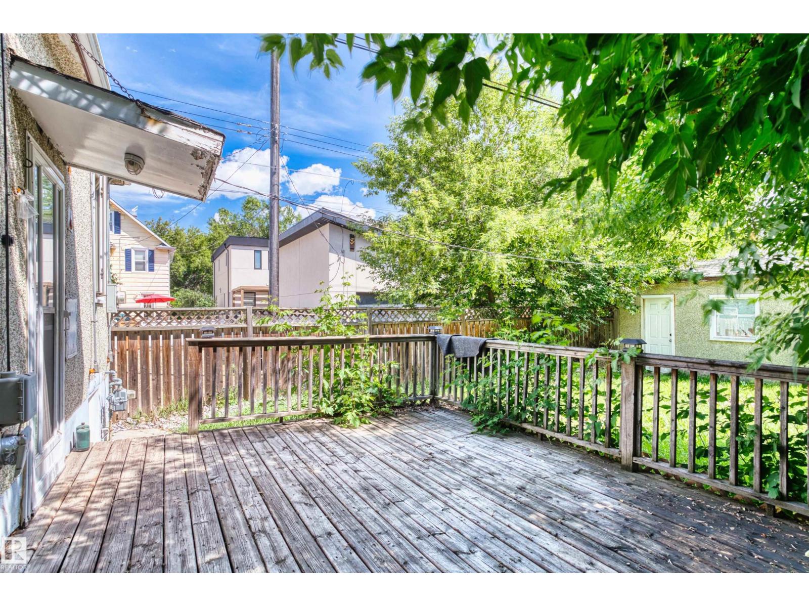 10607 73 AVE NW - 23