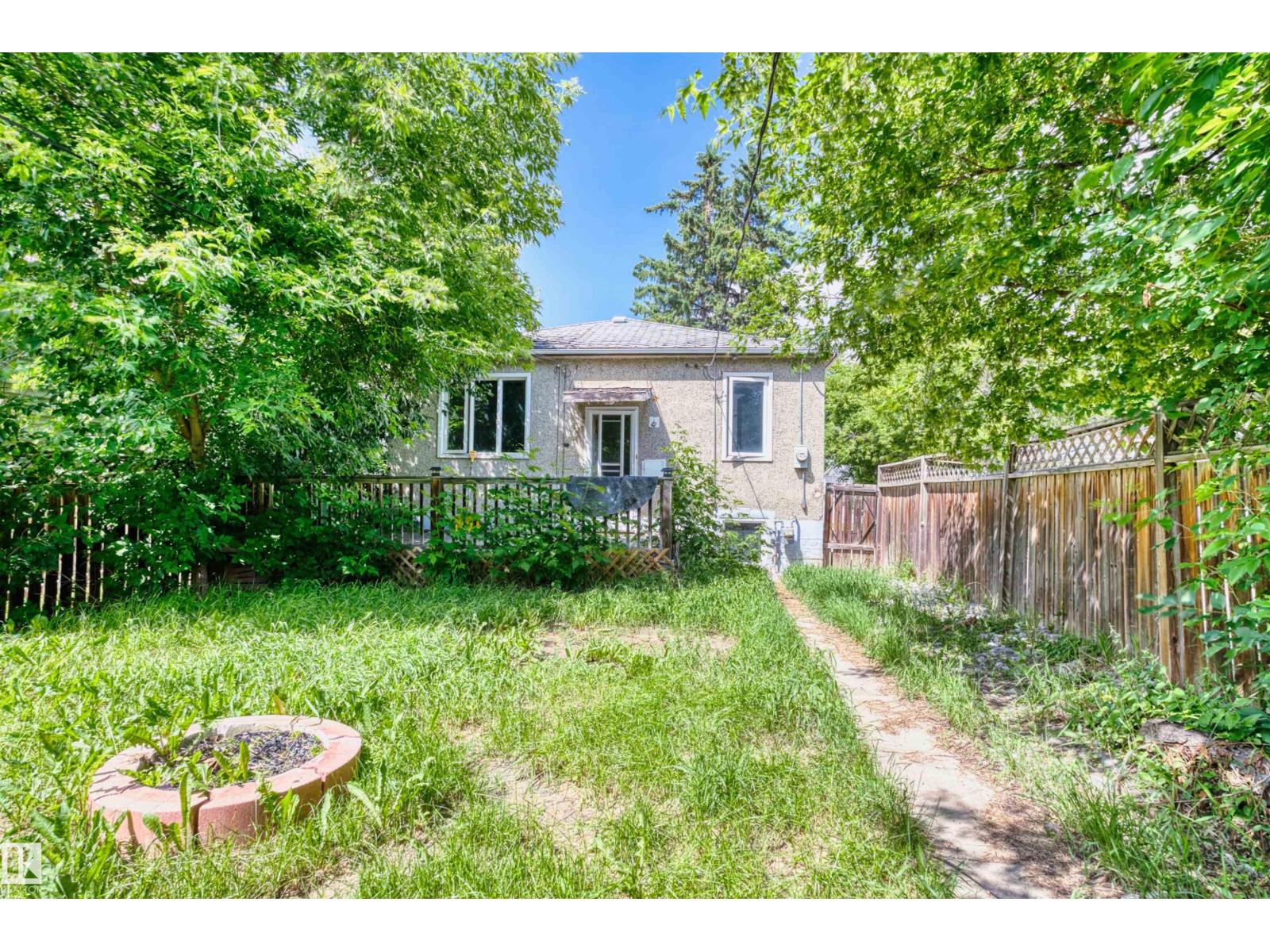 10607 73 AVE NW - 25