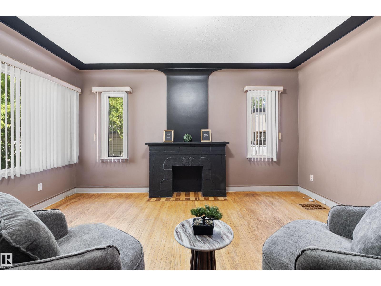 10607 73 AVE NW — photo 7