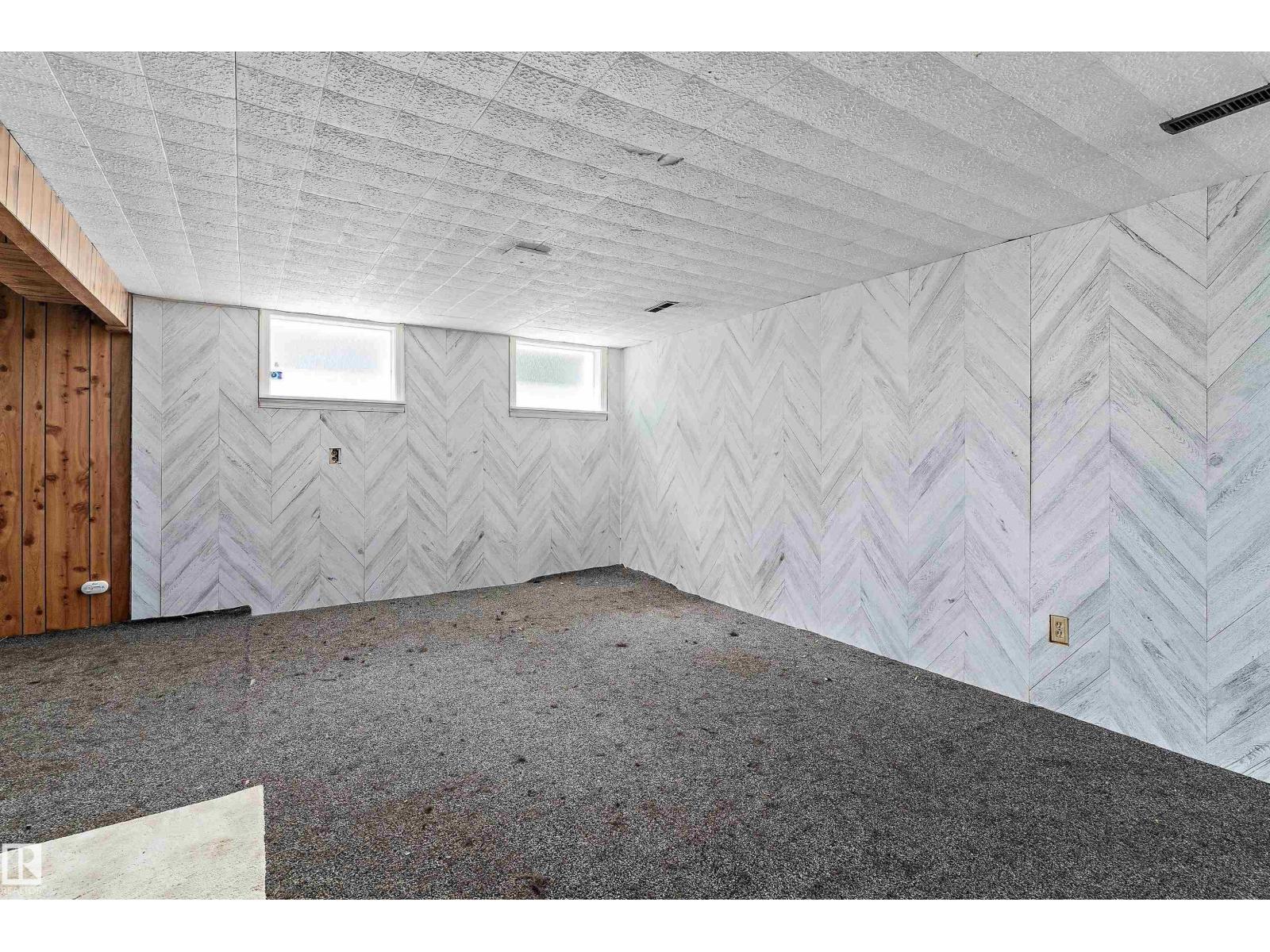 11619 123 ST NW — photo 17