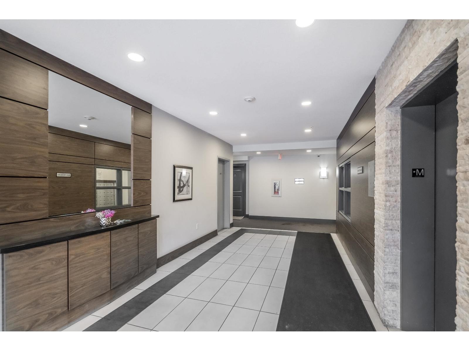 109 20219 54A AVENUE, Langley