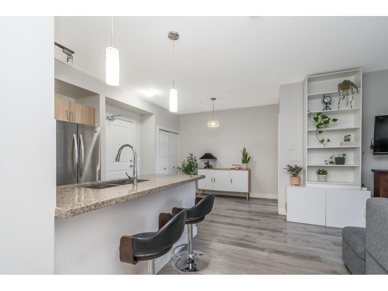 109 20219 54A AVENUE, Langley