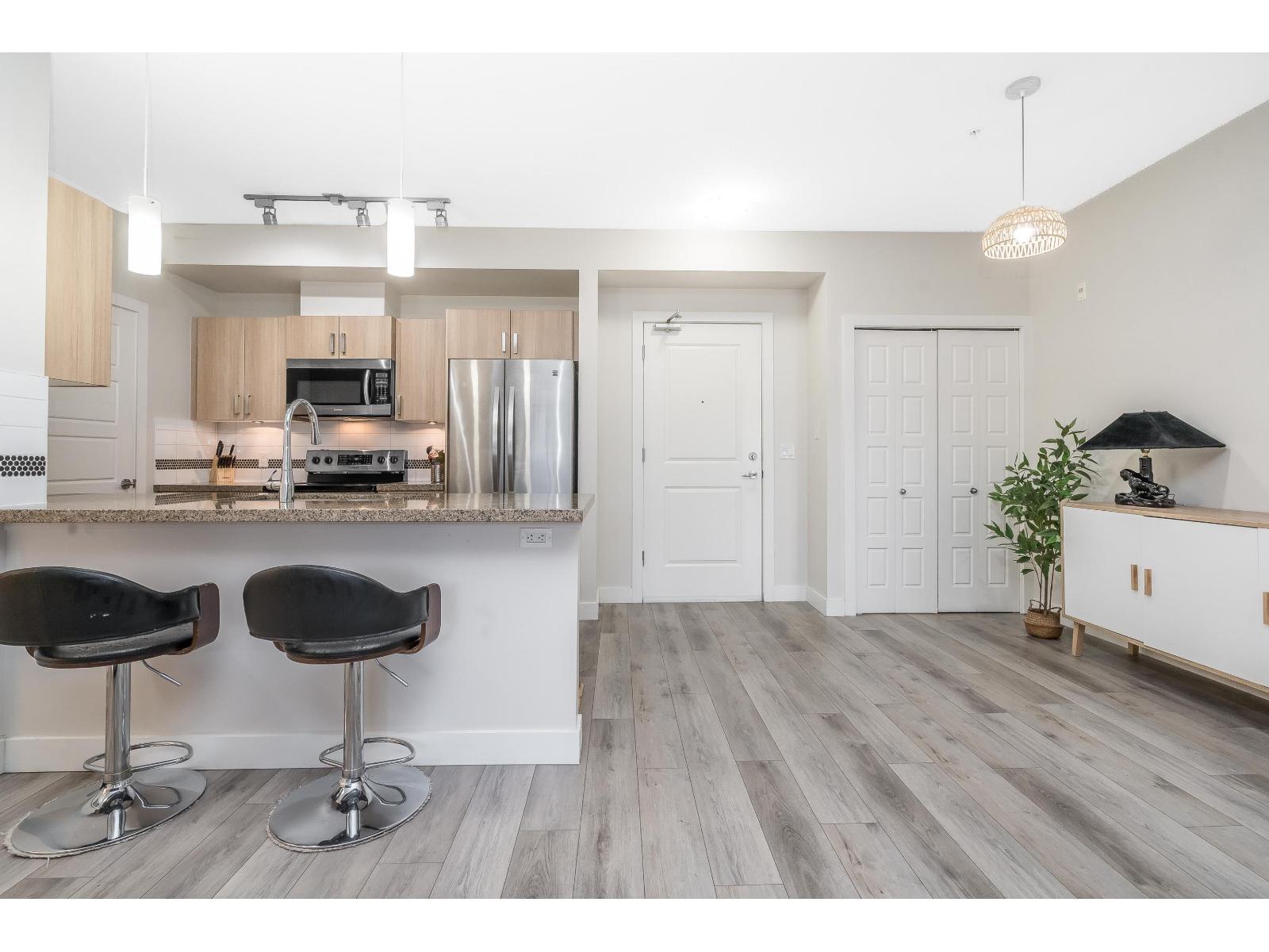 109 20219 54A AVENUE, Langley