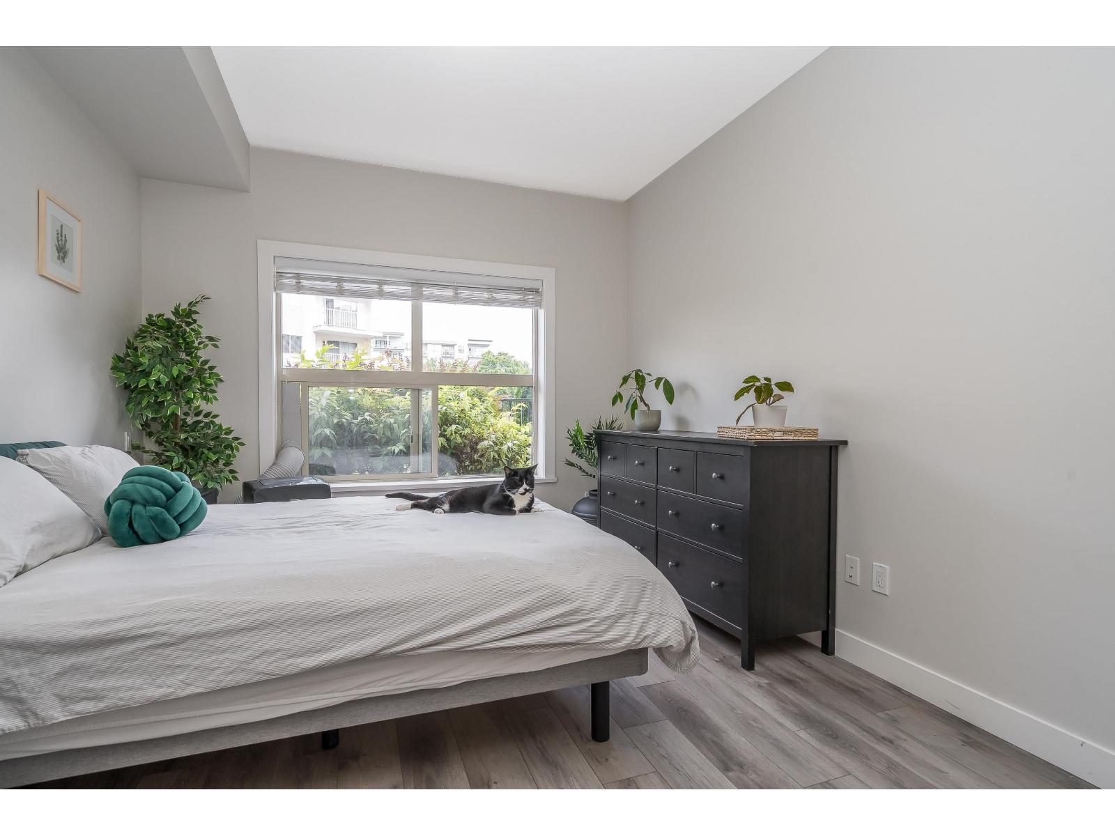 109 20219 54A AVENUE, Langley