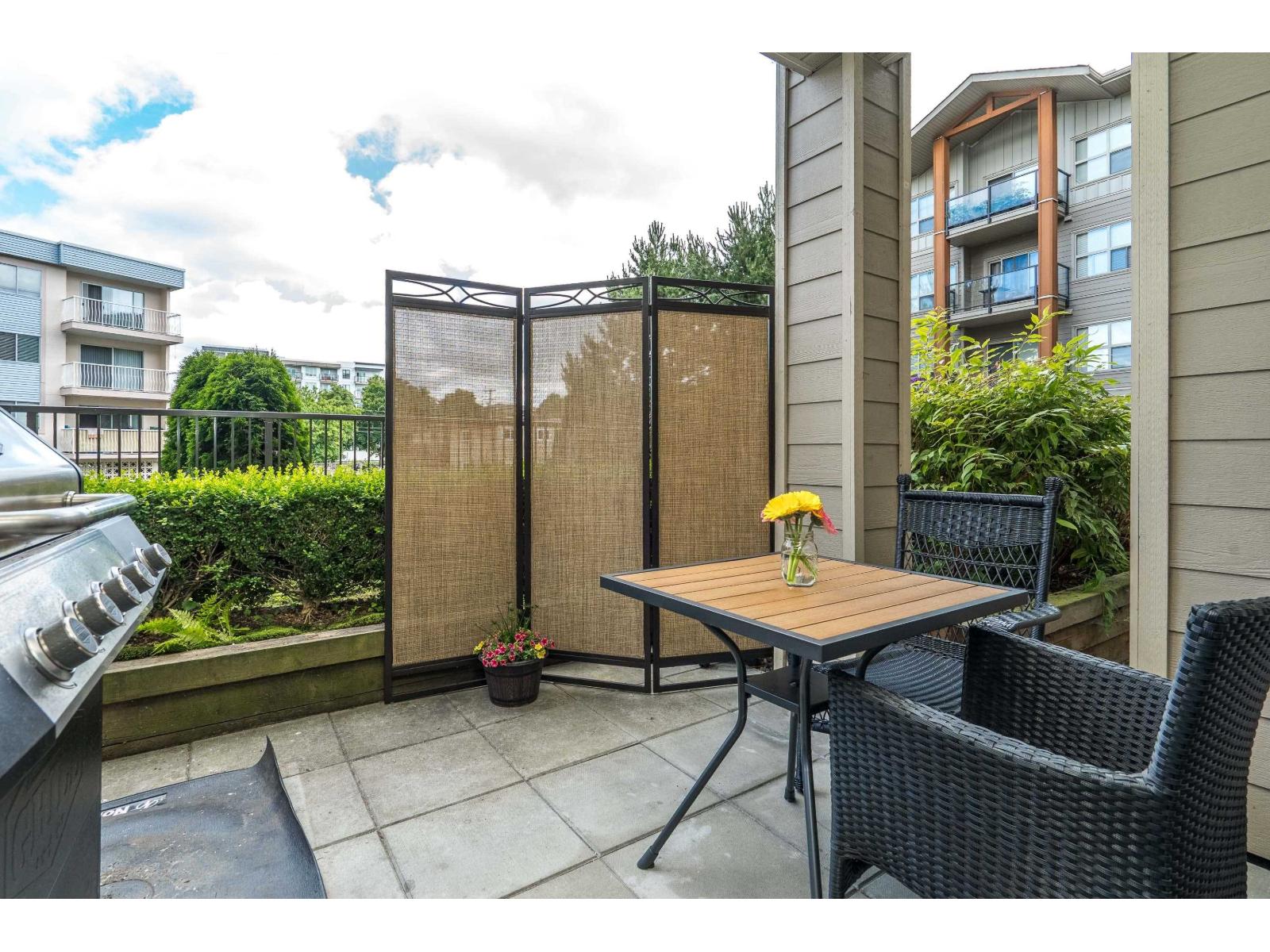 109 20219 54A AVENUE, Langley