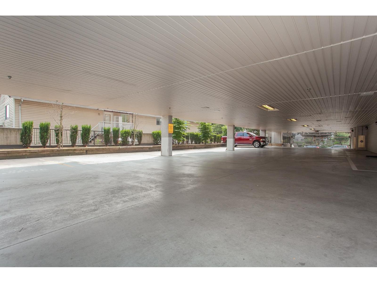 109 20219 54A AVENUE, Langley