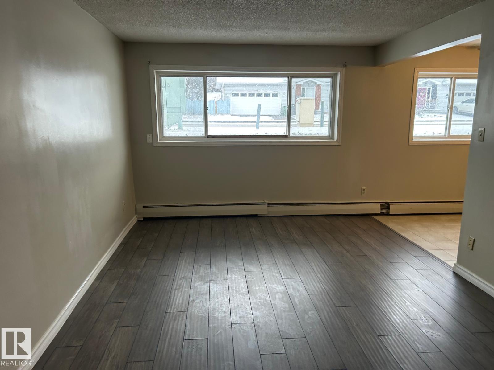#4 10164 150 ST NW - 4