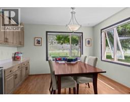 4pc Bathroom - 8717 Veteran Road, Kamloops, BC V0E1Z2 Photo 13