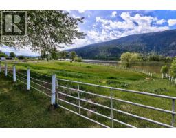 8717 Veteran Road, Kamloops, BC V0E1Z2 Photo 27