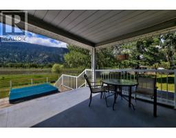 8717 Veteran Road, Kamloops, BC V0E1Z2 Photo 16