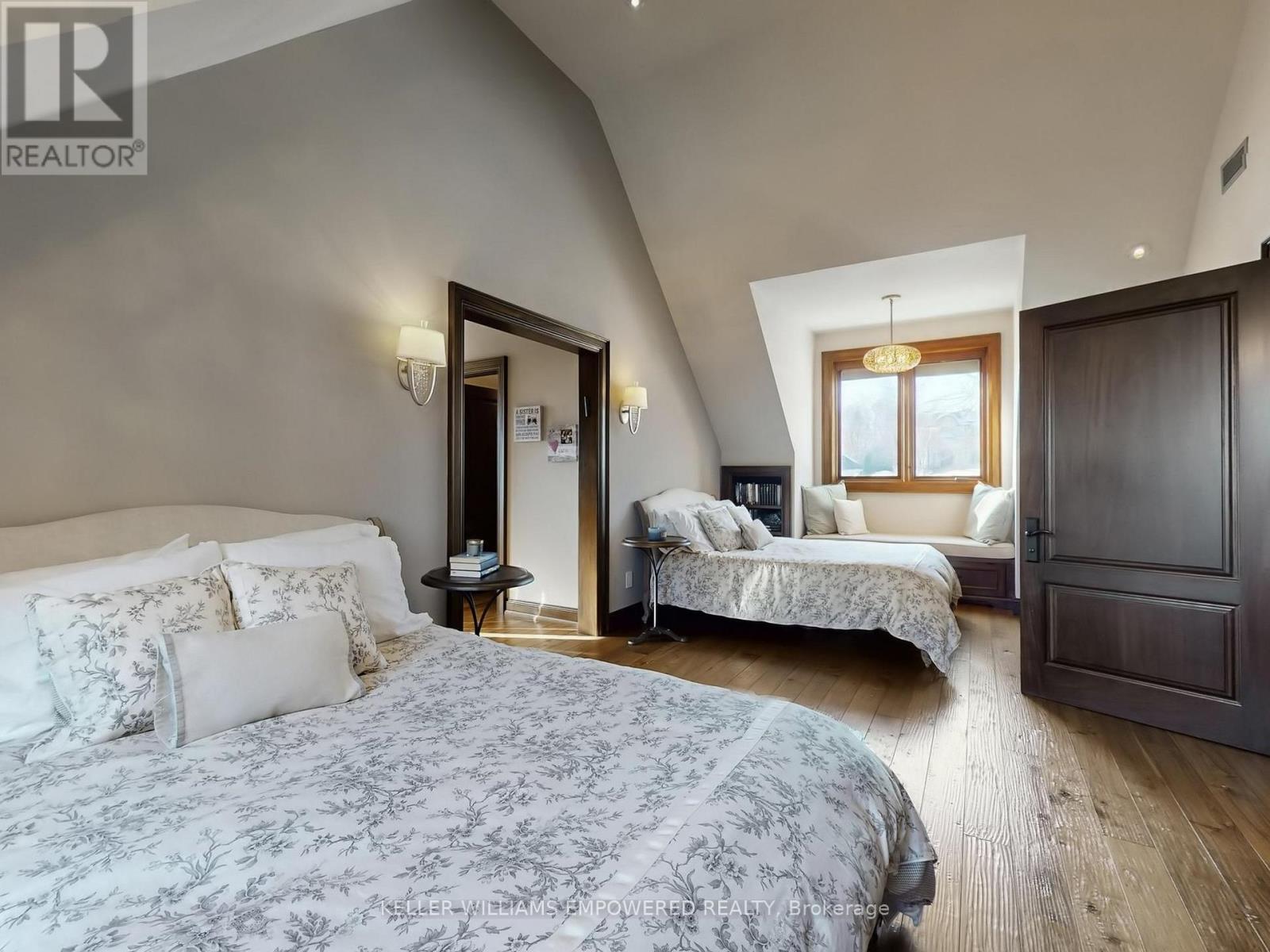 43 WOODLAND ACRES CRESCENT - 31
