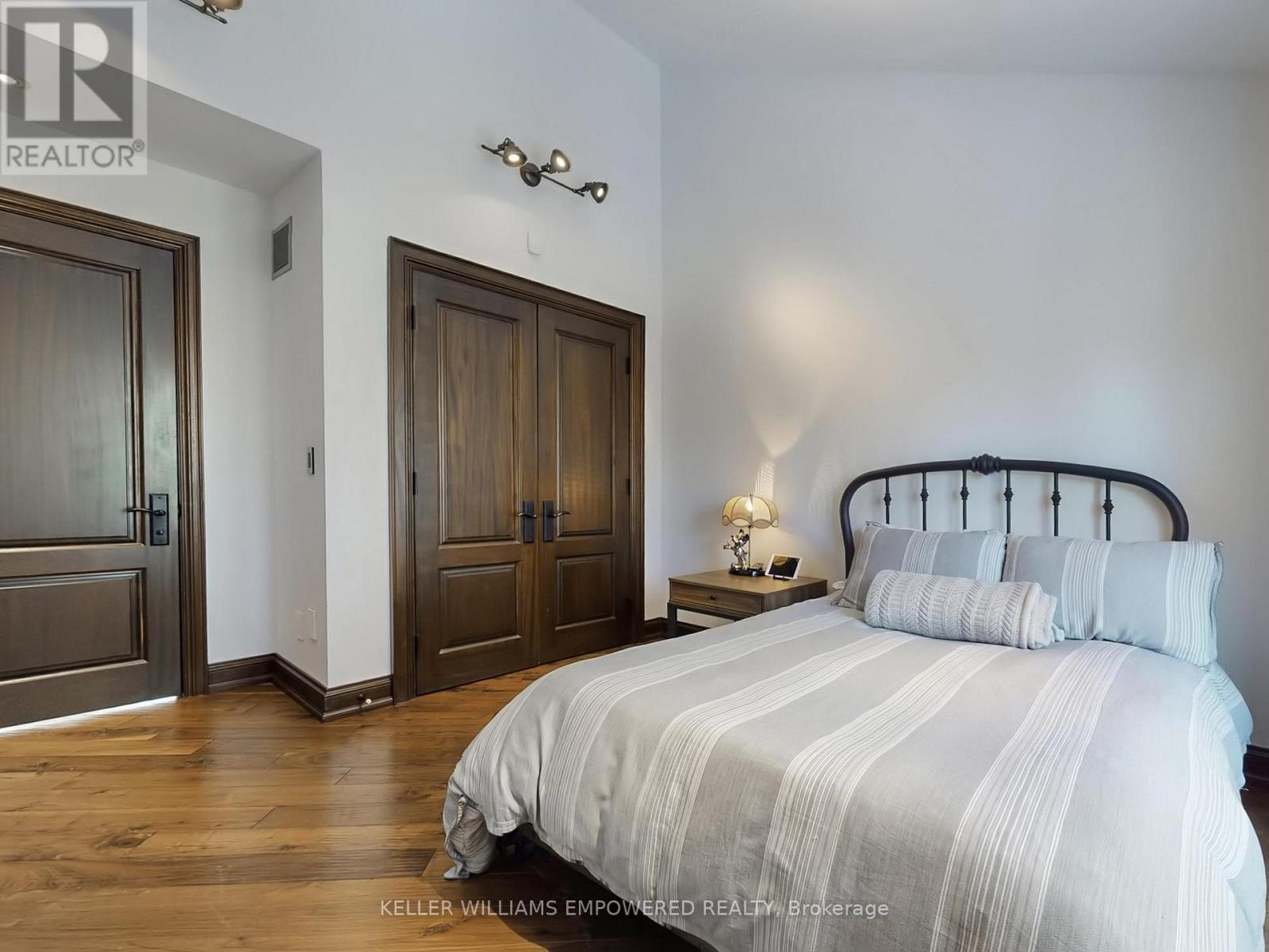 43 WOODLAND ACRES CRESCENT - 35