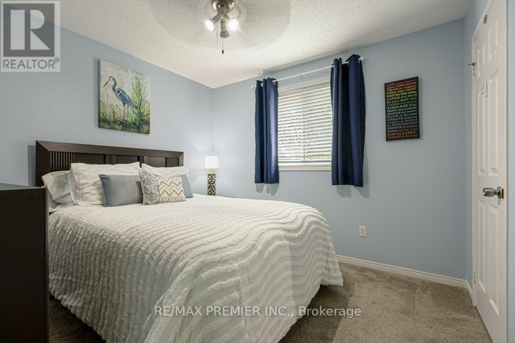 93 KATE AITKEN CRESCENT - 23