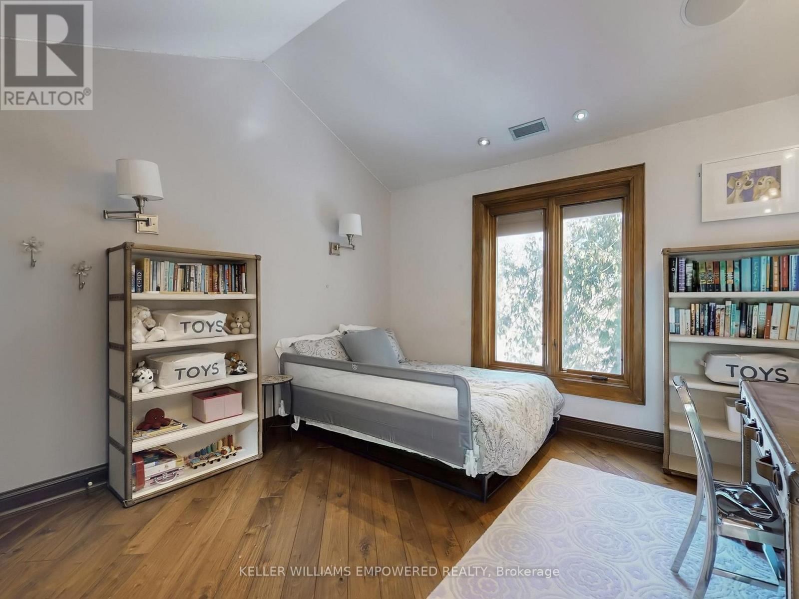 43 WOODLAND ACRES CRESCENT - 37