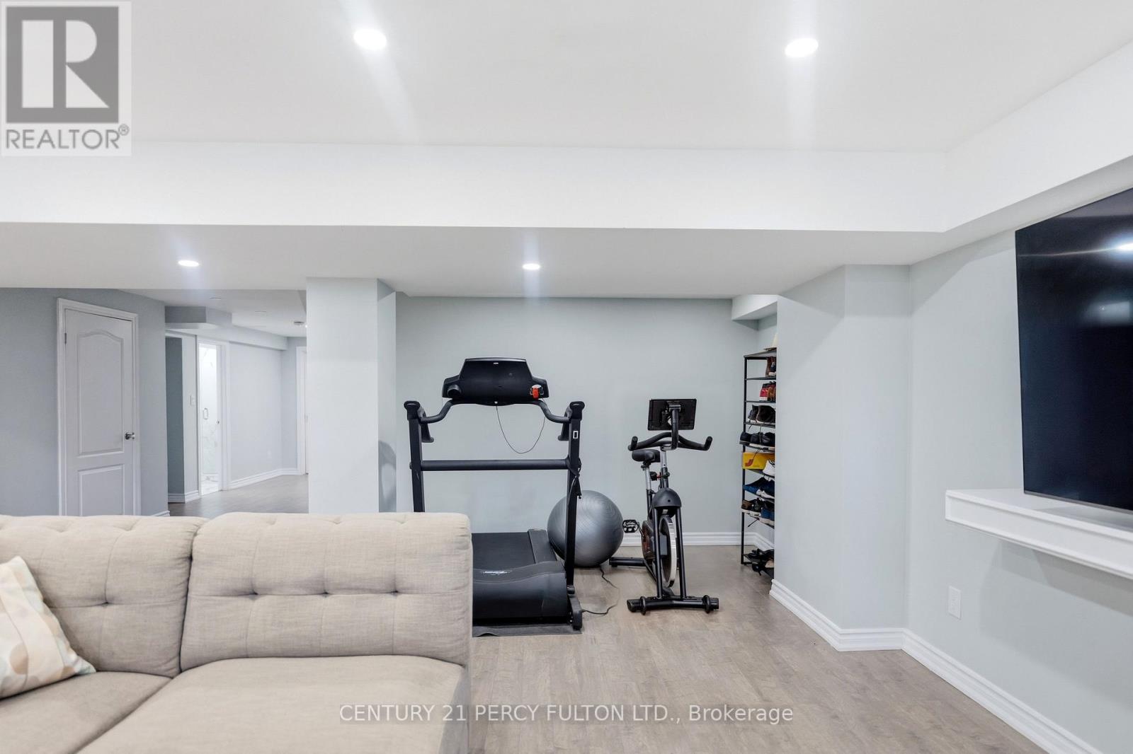 77 APPLEVIEW ROAD - Image 36