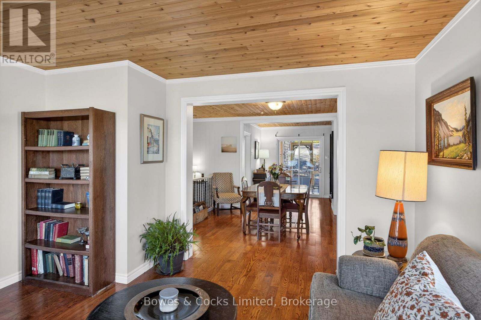 122 MARYLAND DRIVE - 23