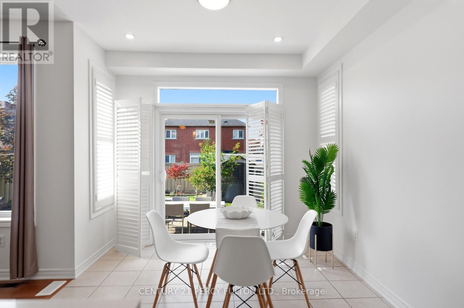 77 APPLEVIEW ROAD - Image 13
