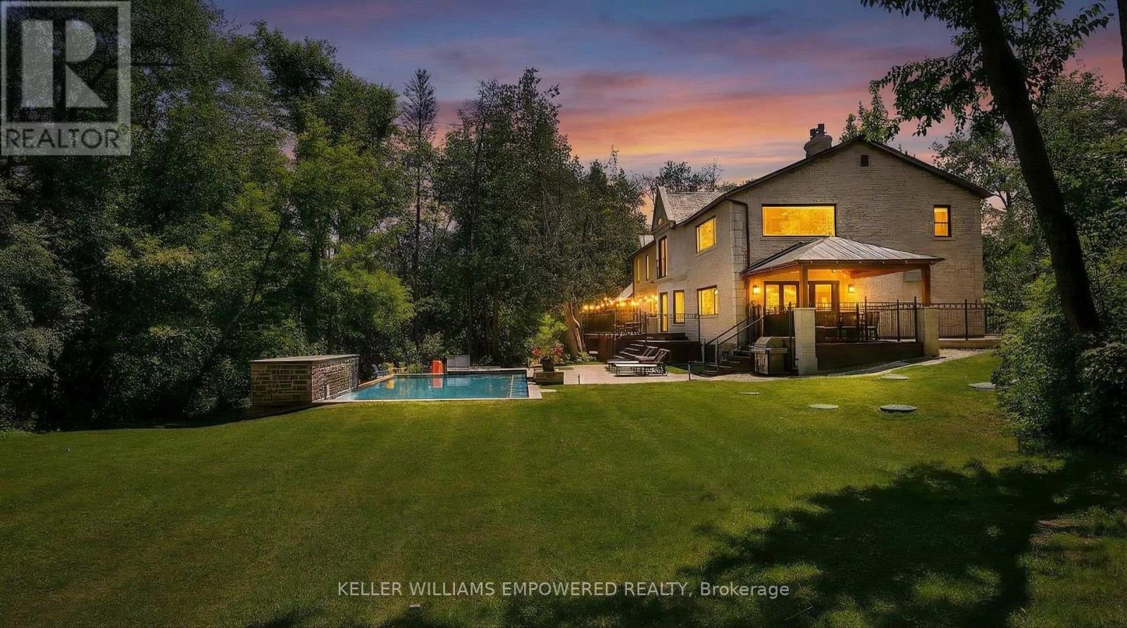 43 WOODLAND ACRES CRESCENT - 3