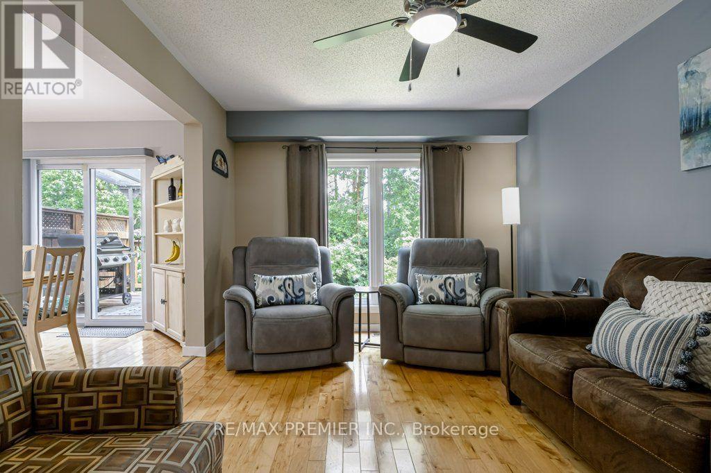 93 KATE AITKEN CRESCENT - 5