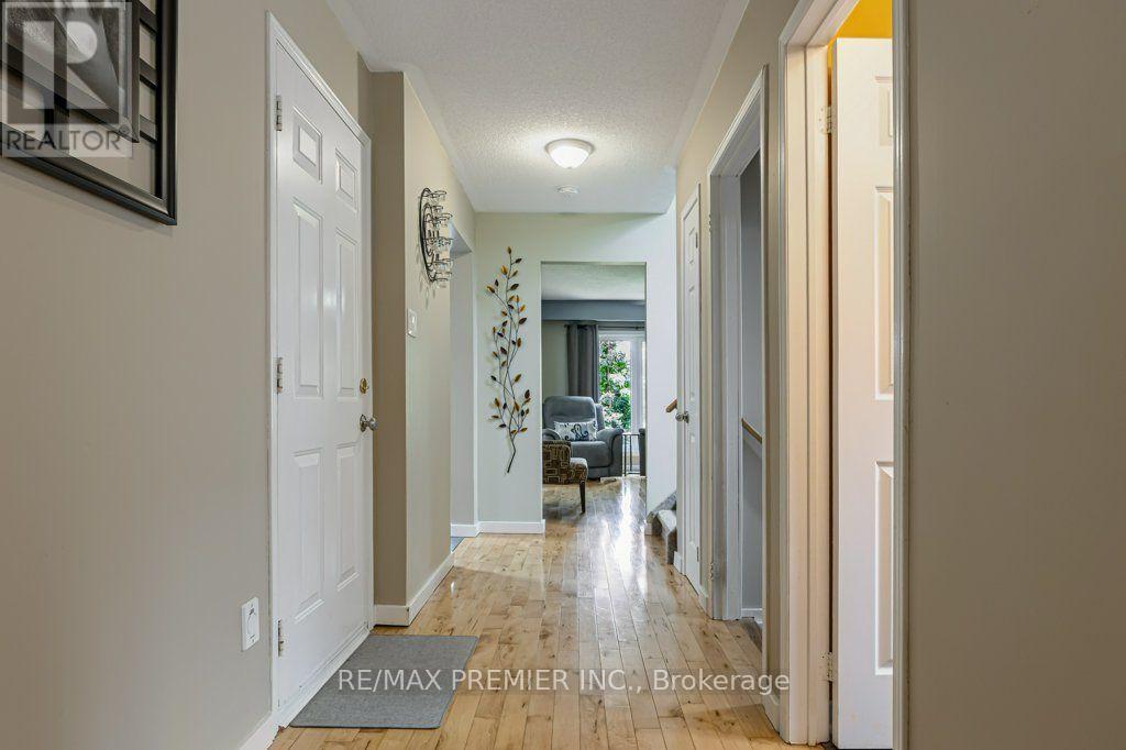 93 KATE AITKEN CRESCENT - 3