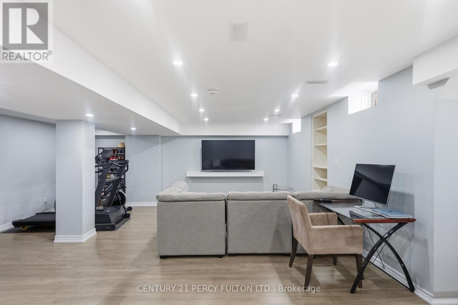 77 APPLEVIEW ROAD - Image 35