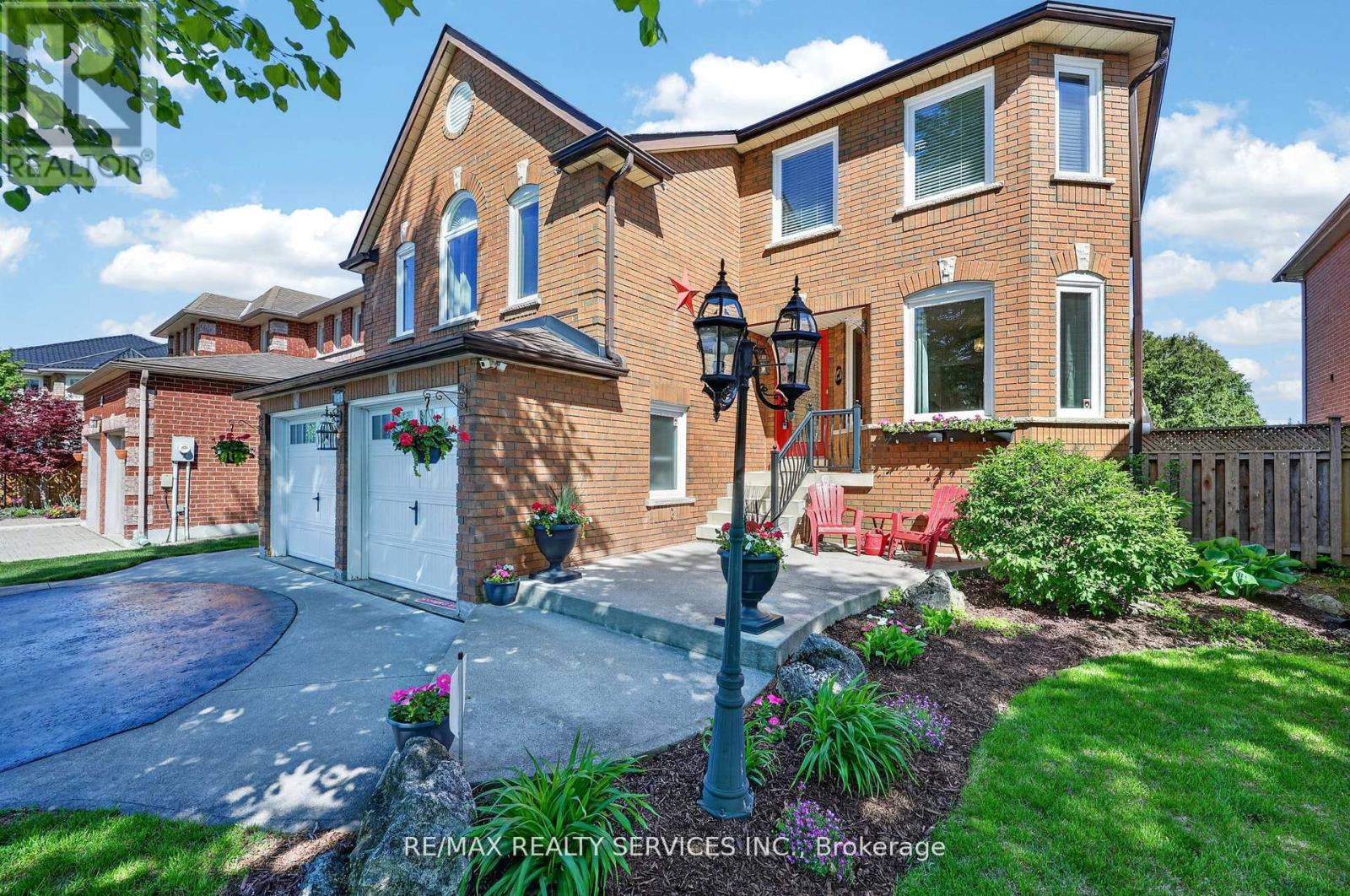 150 ROYAL VALLEY DRIVE - 1
