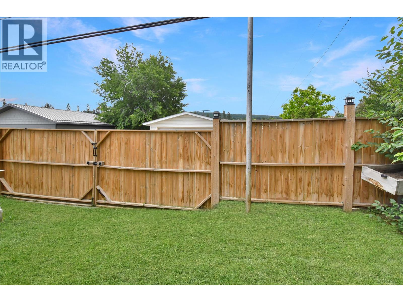 909 10TH  S Street, Cranbrook