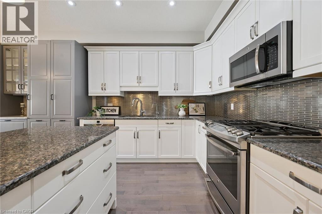 #11 254 GOSLING GARDENS Avenue - Image 17