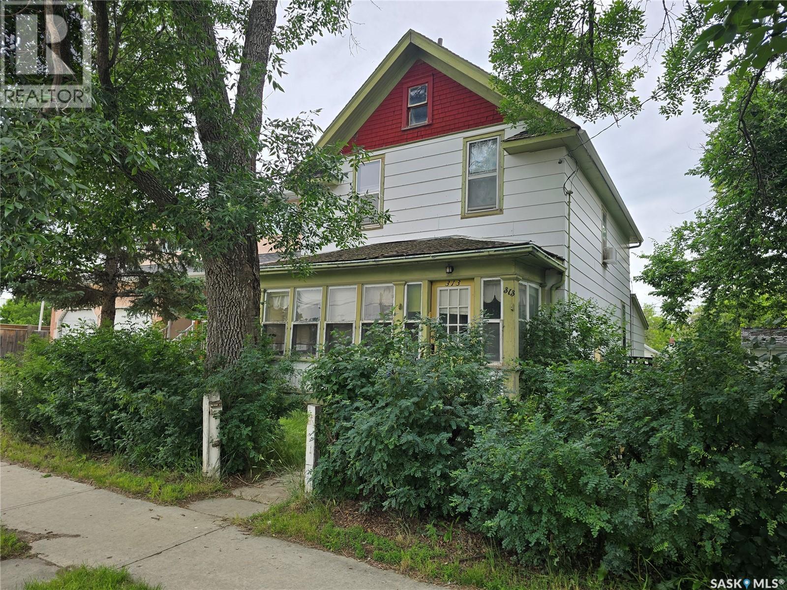 313 3RD AVENUE S - 1