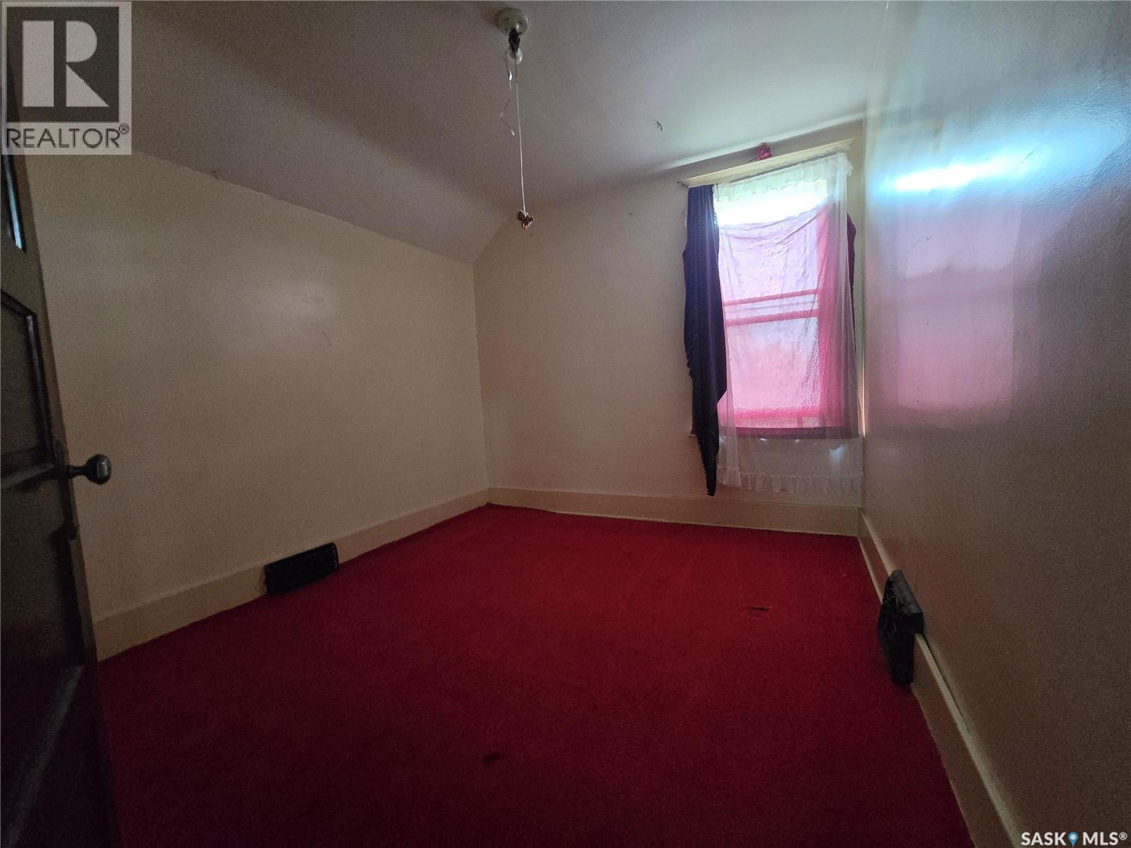 313 3RD AVENUE S - 14