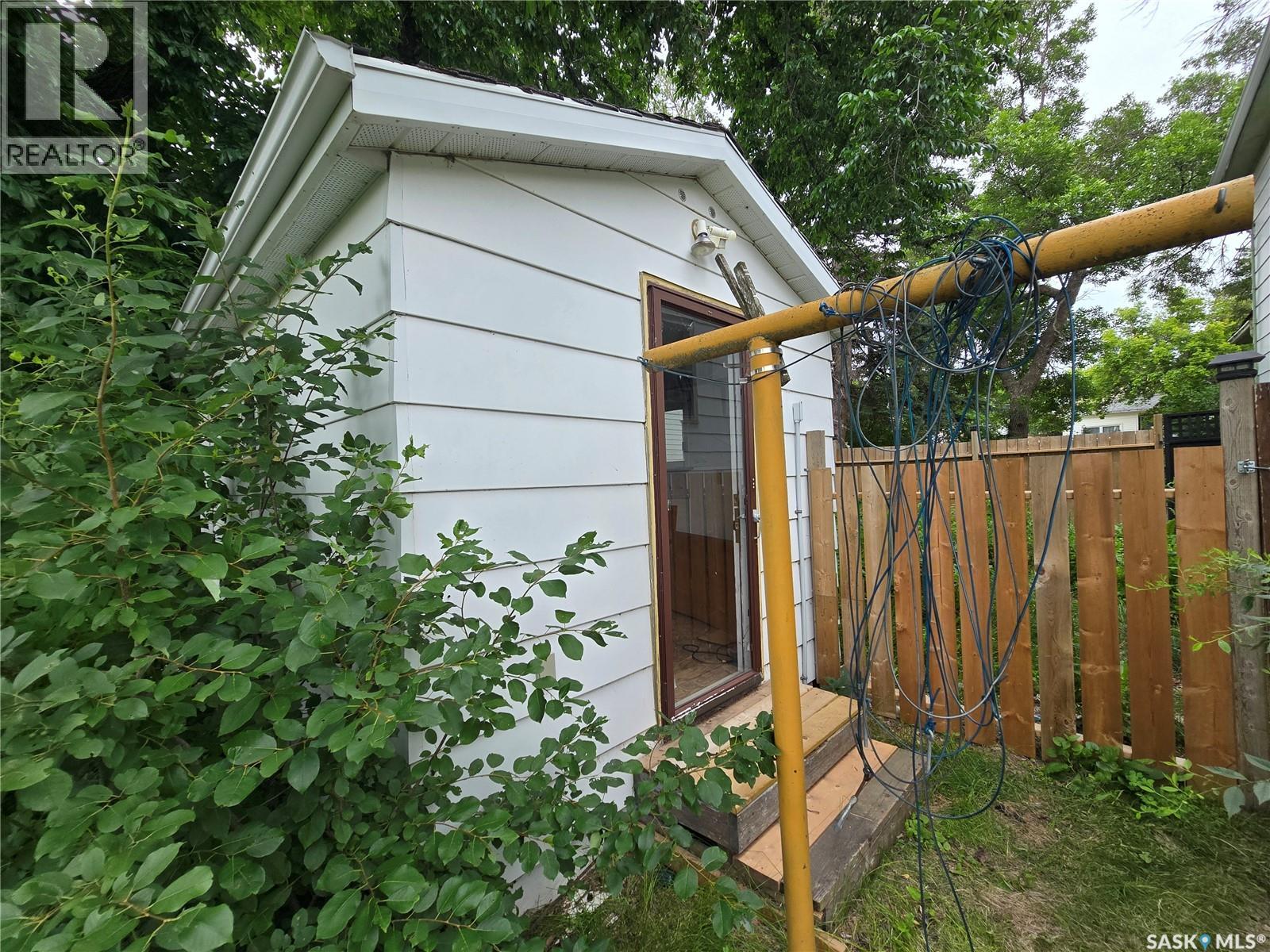 313 3RD AVENUE S - 5