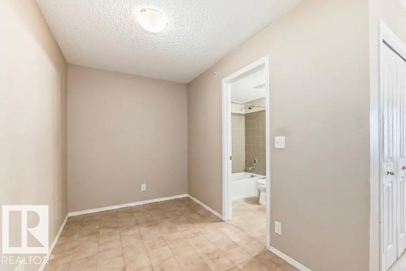 #404 12025 22 AV SW - 12