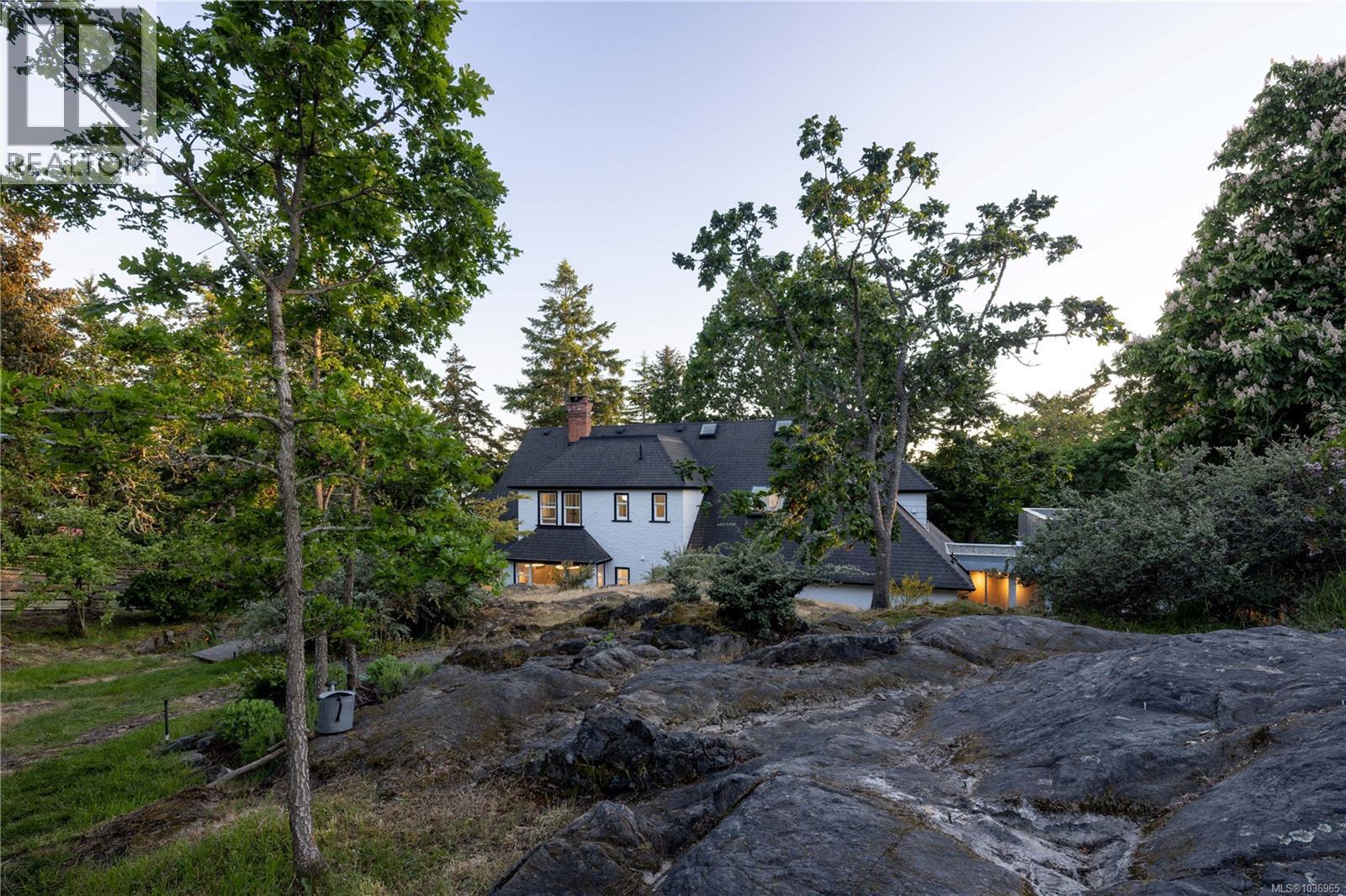 2880 Sea View Rd - 18