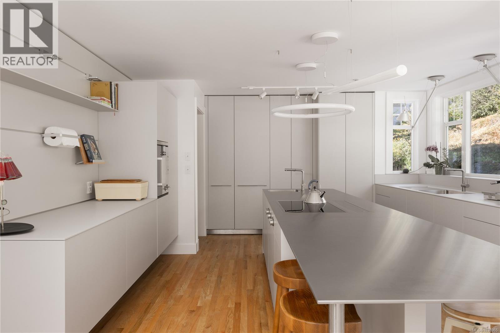 2880 Sea View Rd - 33