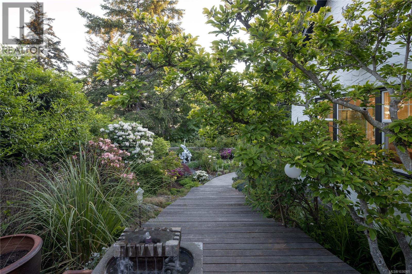 2880 Sea View Rd - 11