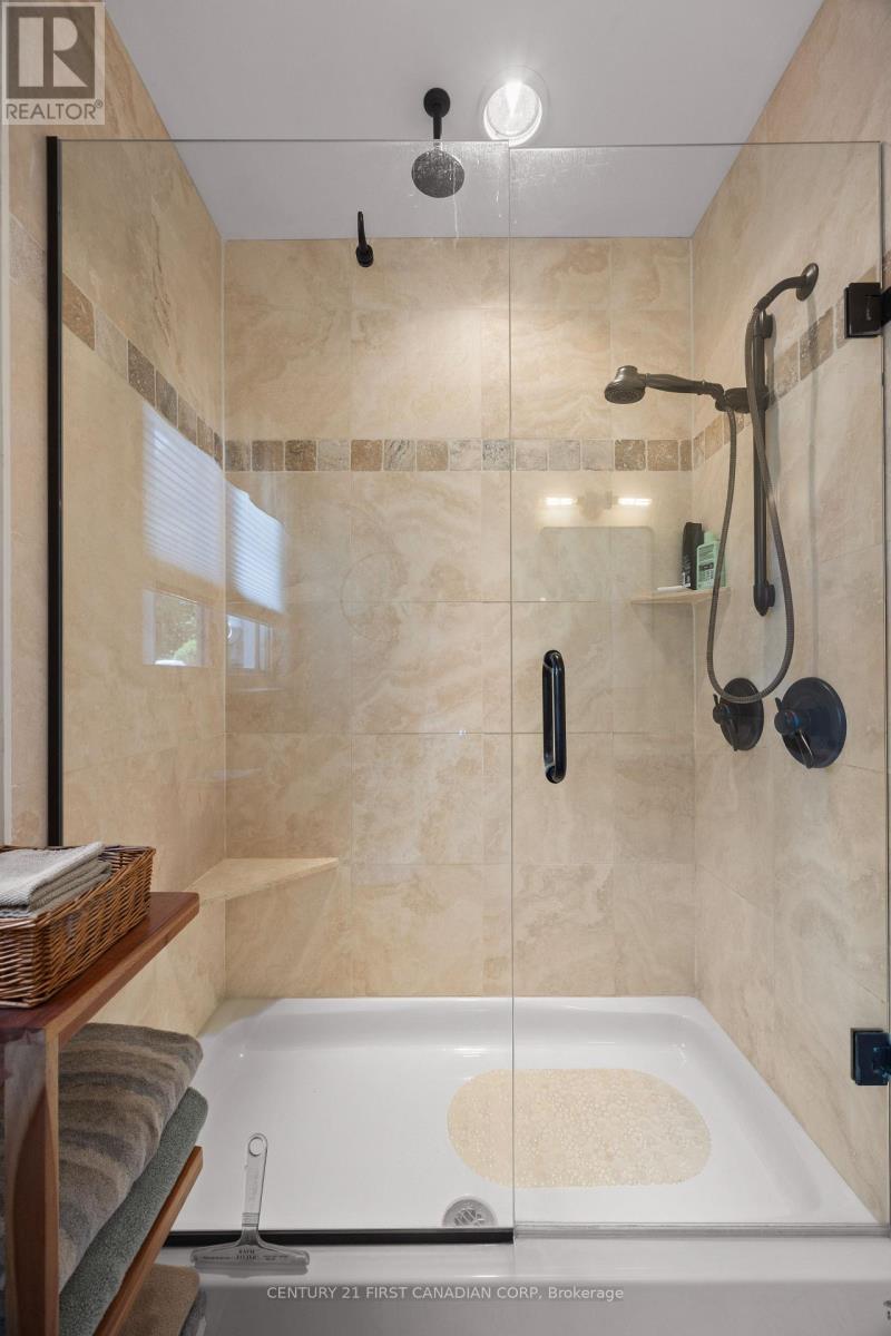71257 ELIZABETH STREET - 24