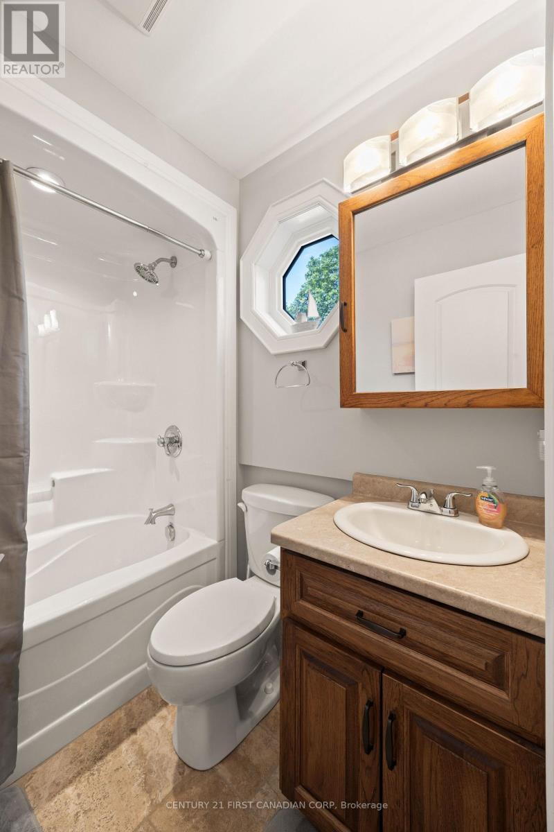 71257 ELIZABETH STREET - 32