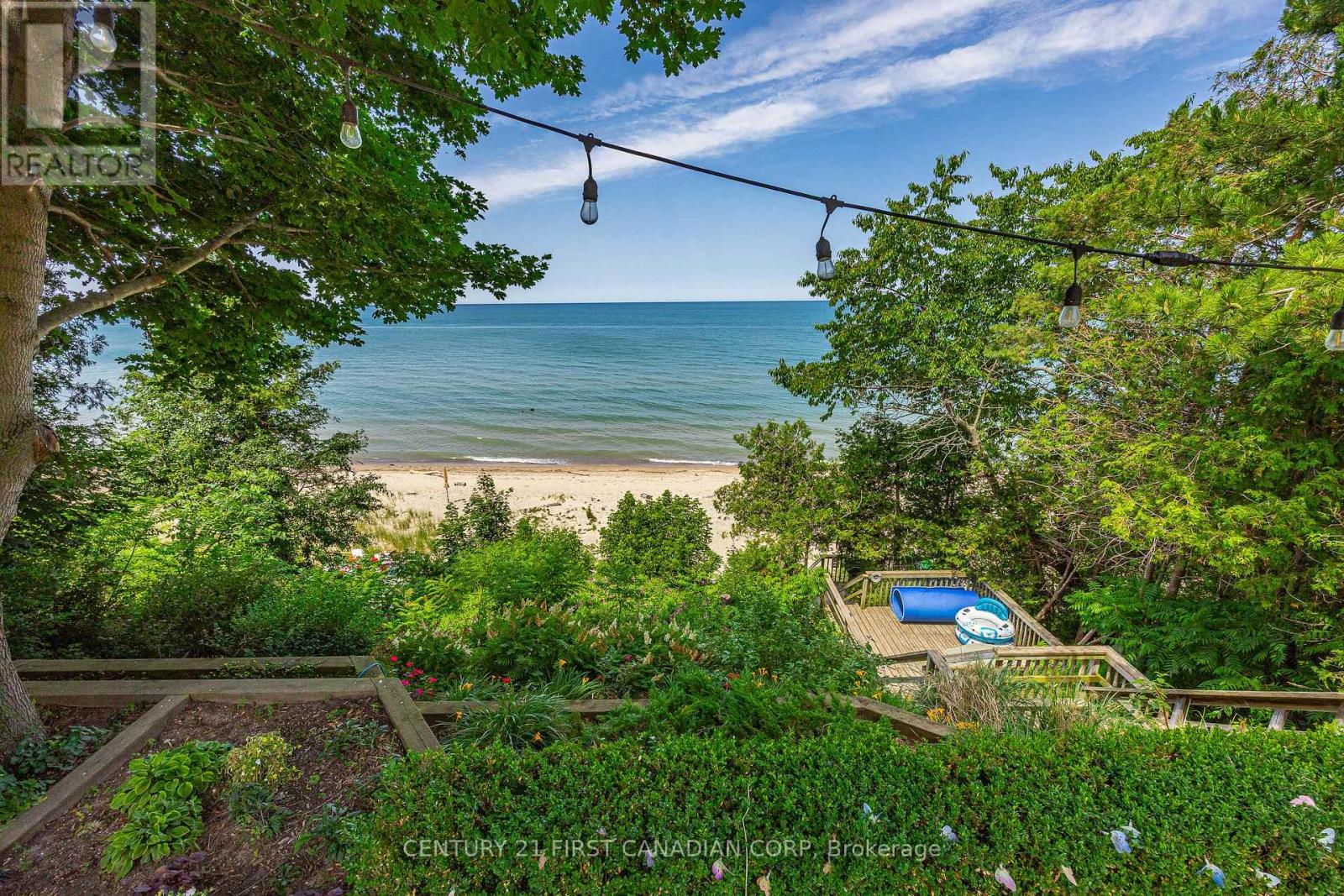 71257 ELIZABETH STREET - 42