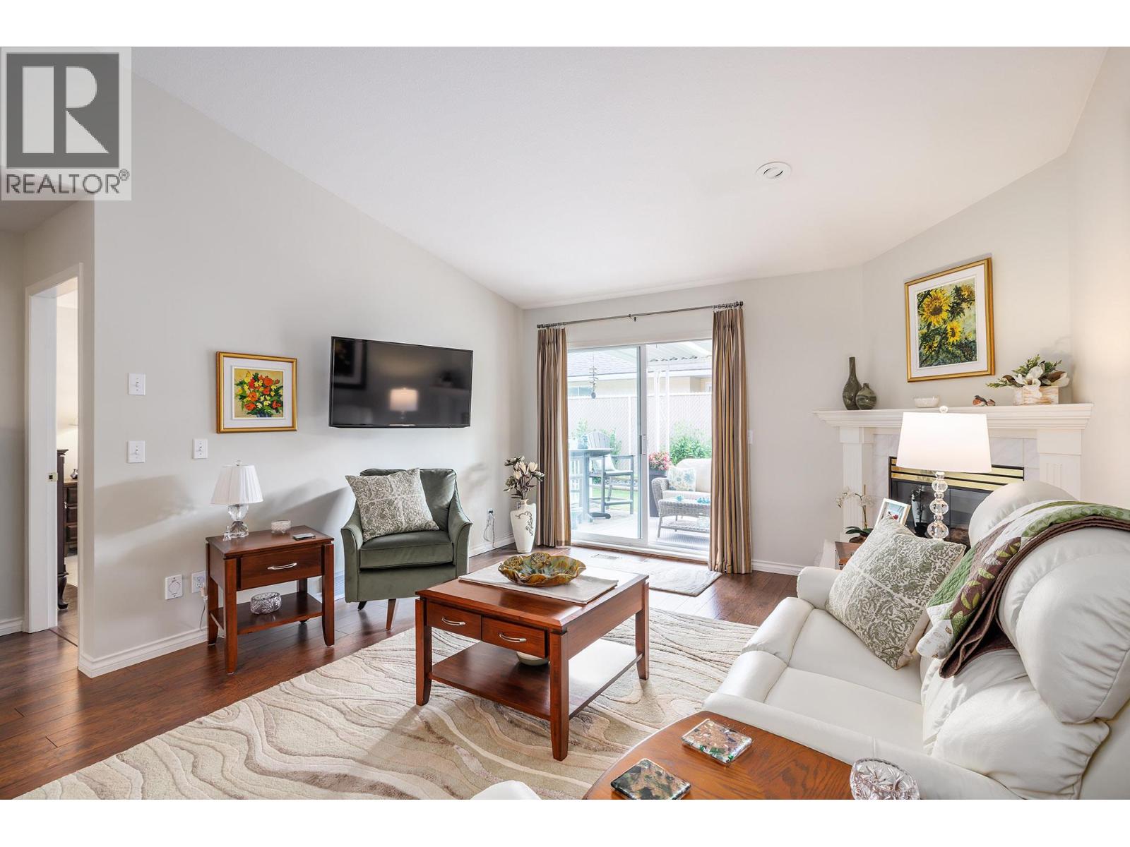 #39 1874 Parkview Crescent - 2