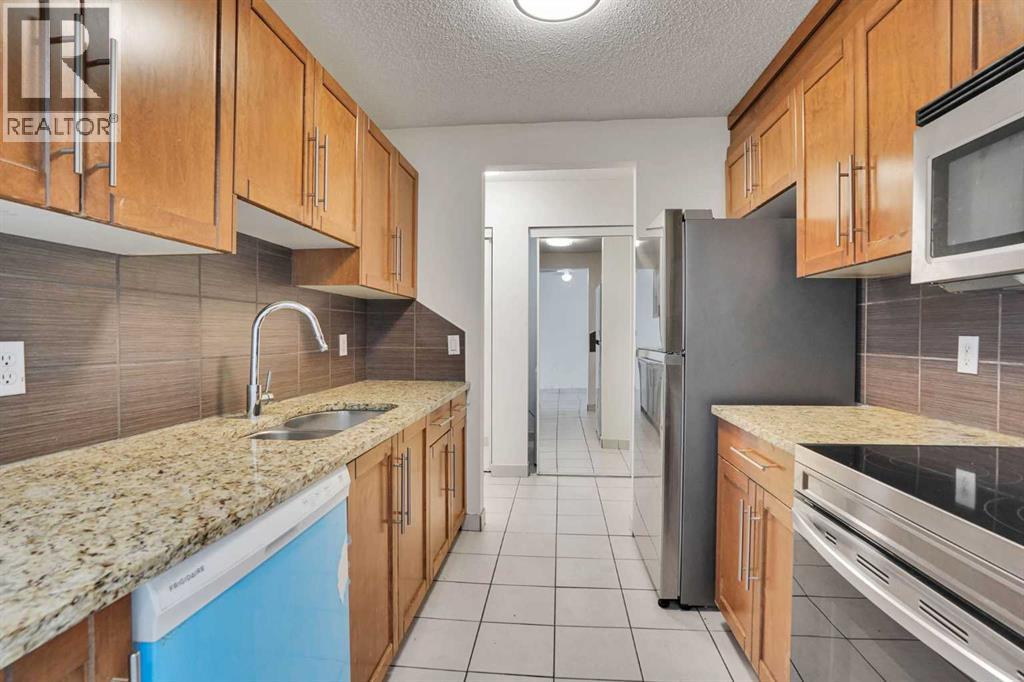 #305 431 1 Avenue NE - 4