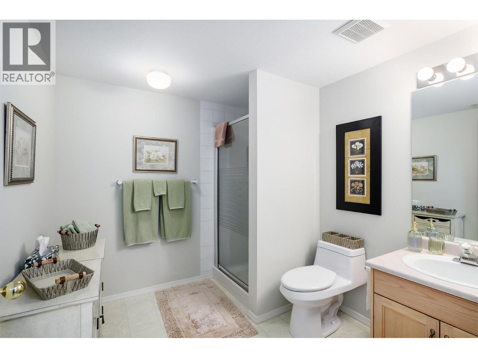#39 1874 Parkview Crescent - 19