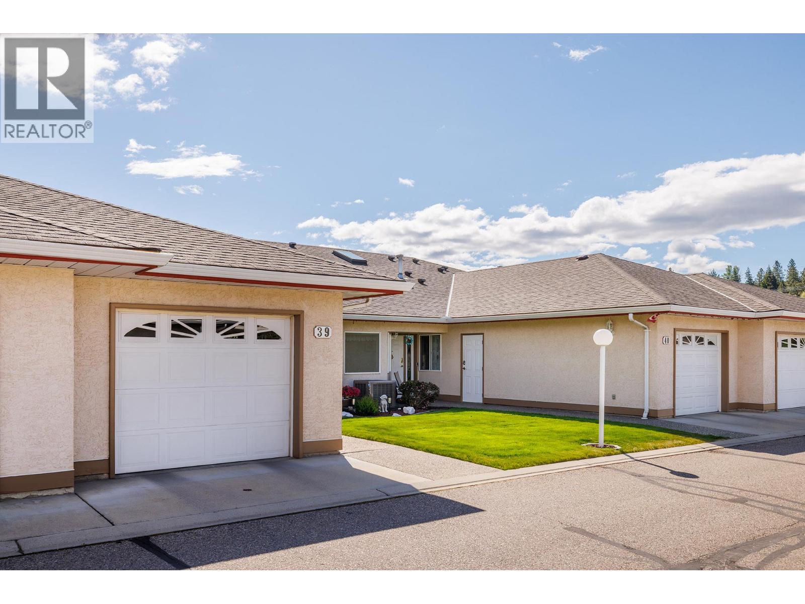 #39 1874 Parkview Crescent - 25