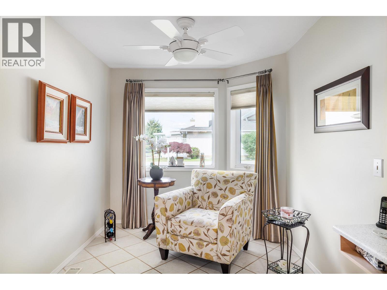 #39 1874 Parkview Crescent - 9
