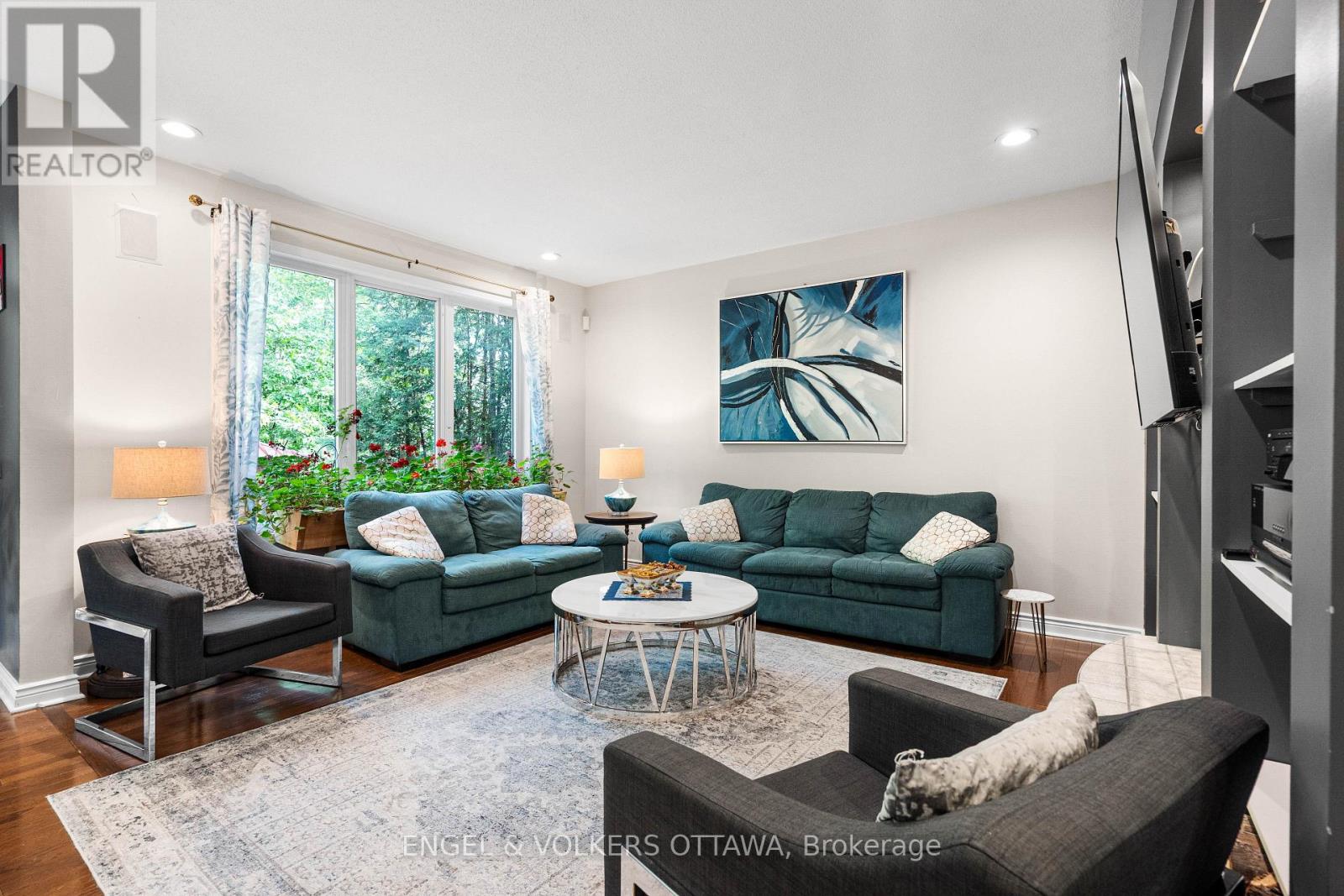 8 GLENRILL PLACE - 12