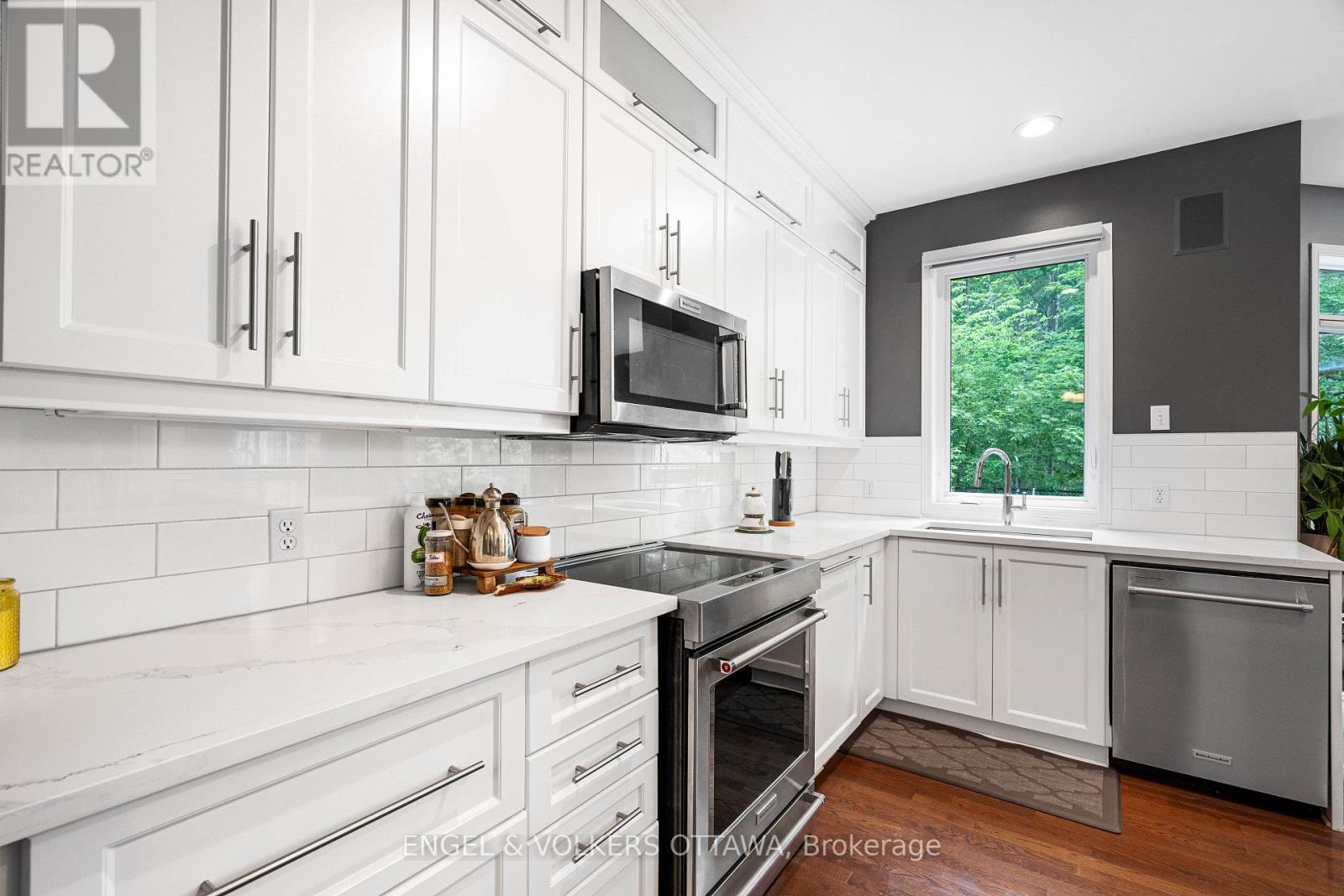 8 GLENRILL PLACE - 19