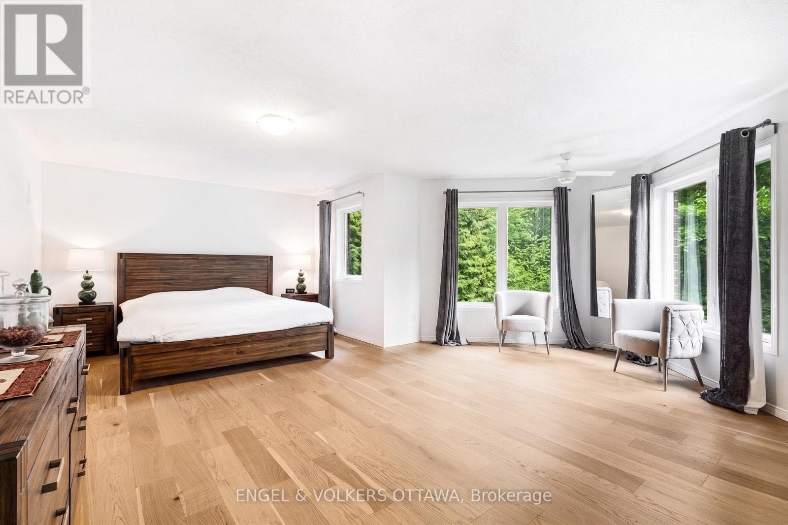8 GLENRILL PLACE - 26